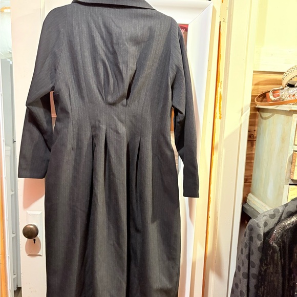 Diana SlavinNY Designer 100% wool Charcoal tailored coatVintage 90’s minimalist - Picture 6 of 7